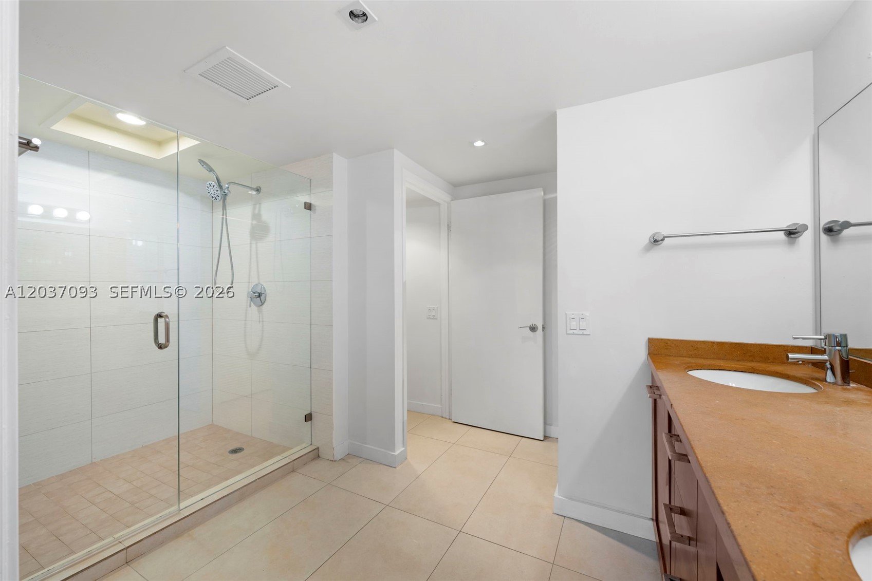 181 Crandon Blvd #301, Key Biscayne FL 33149