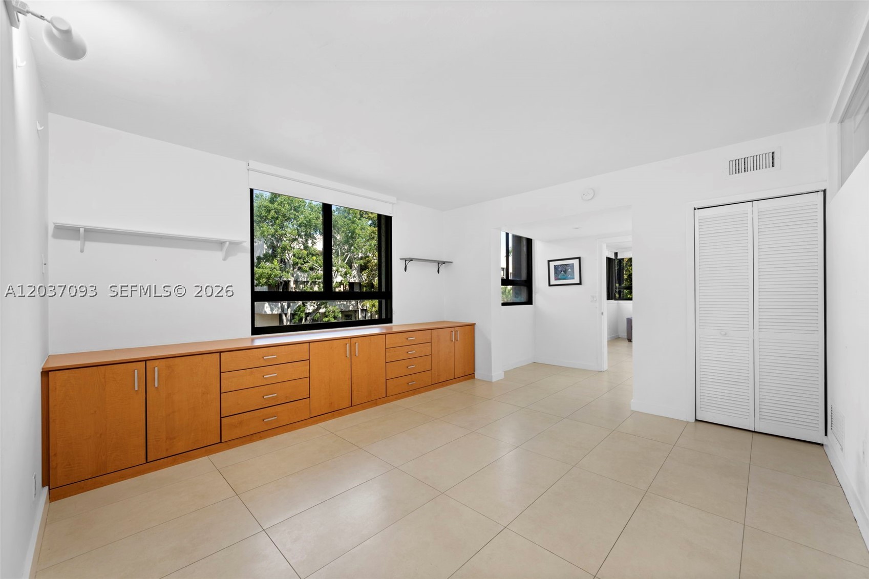 181 Crandon Blvd #301, Key Biscayne FL 33149