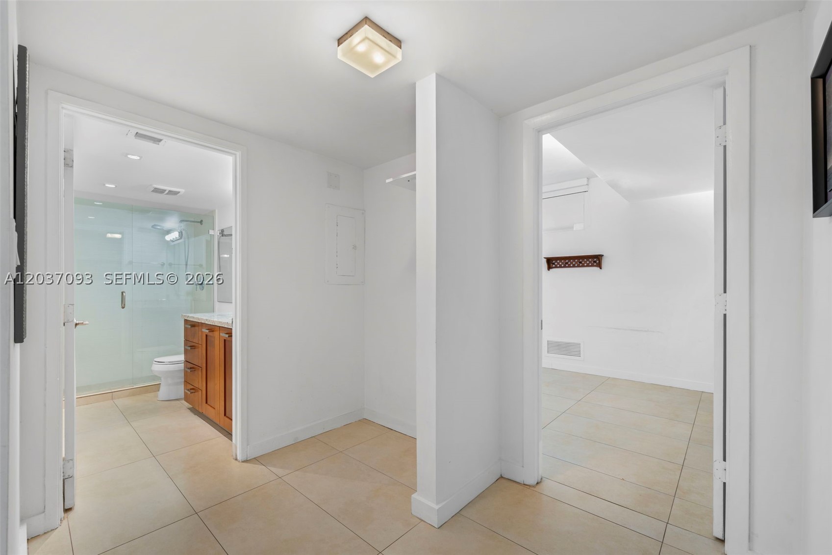 181 Crandon Blvd #301, Key Biscayne FL 33149
