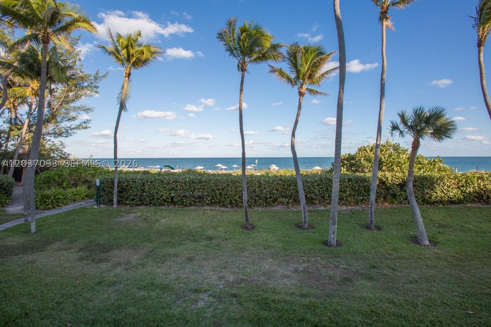 181 Crandon Blvd #301, Key Biscayne FL 33149