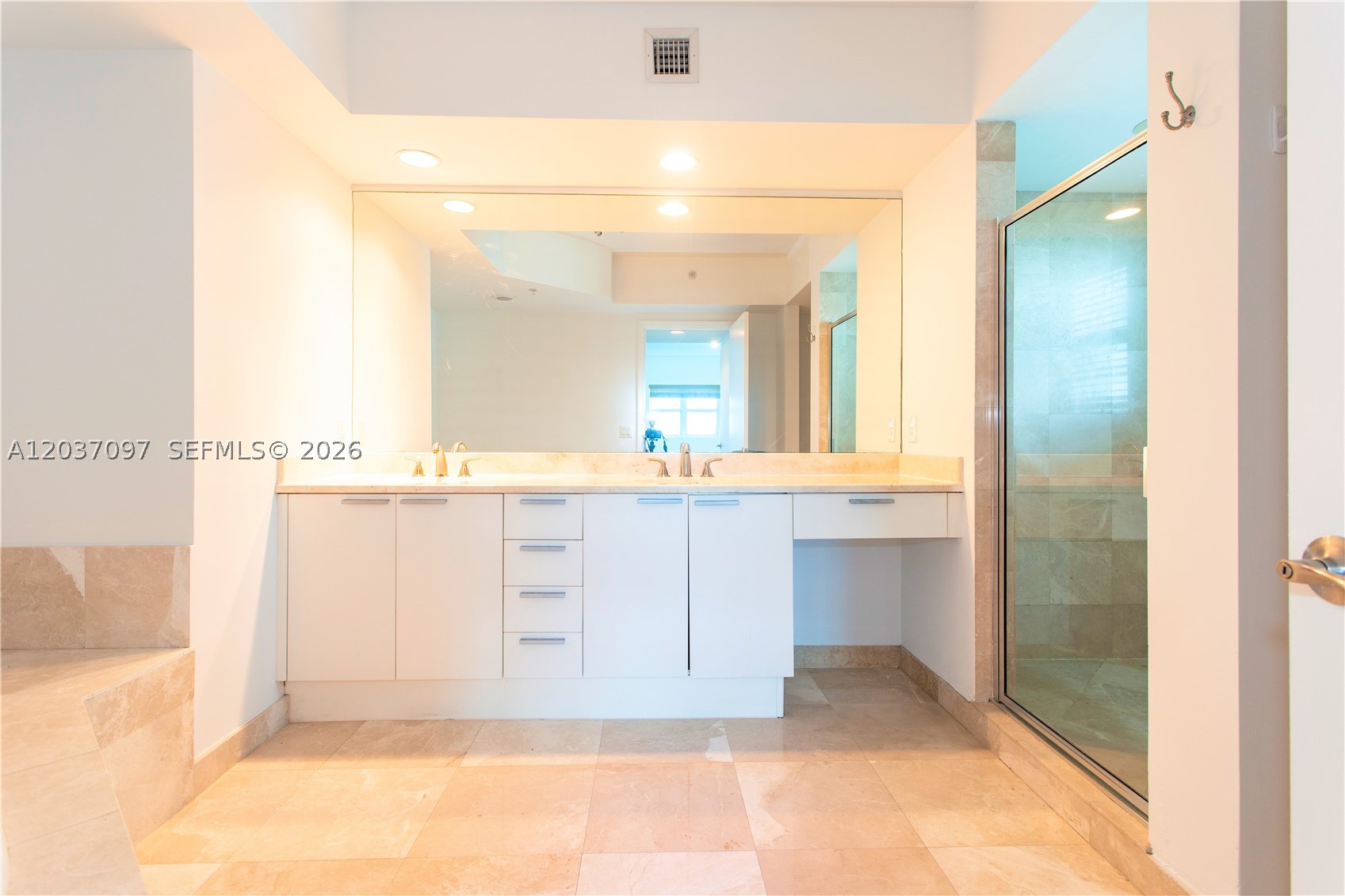 14951 Royal Oaks Ln #1001, North Miami FL 33181