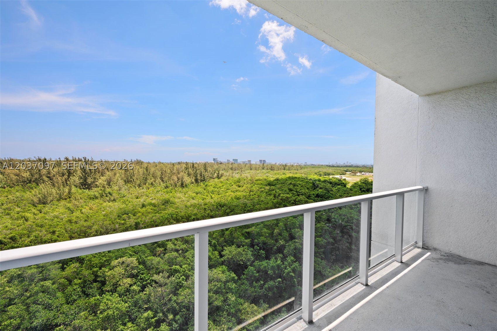 14951 Royal Oaks Ln #1001, North Miami FL 33181