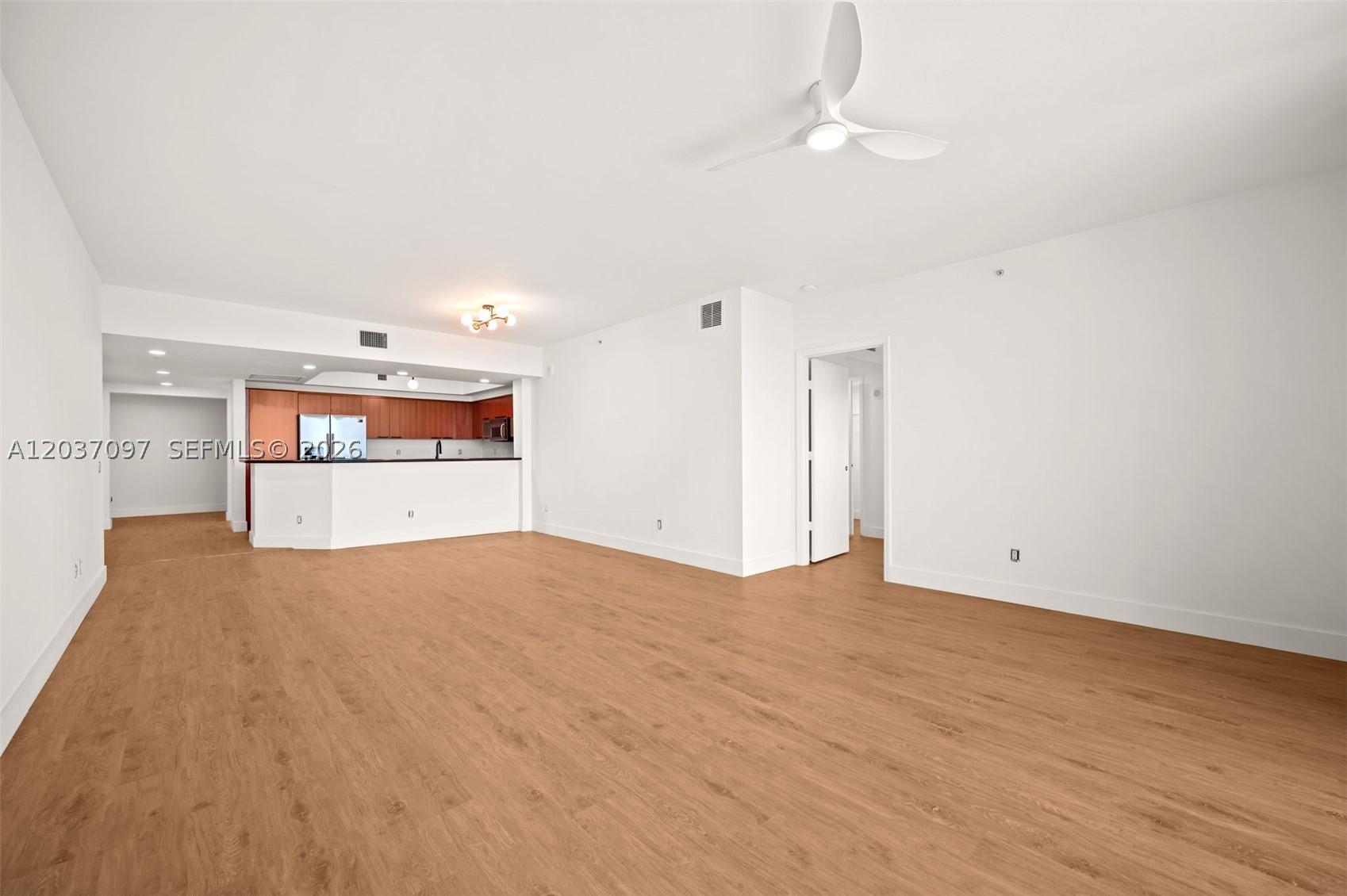 14951 Royal Oaks Ln #1001, North Miami FL 33181