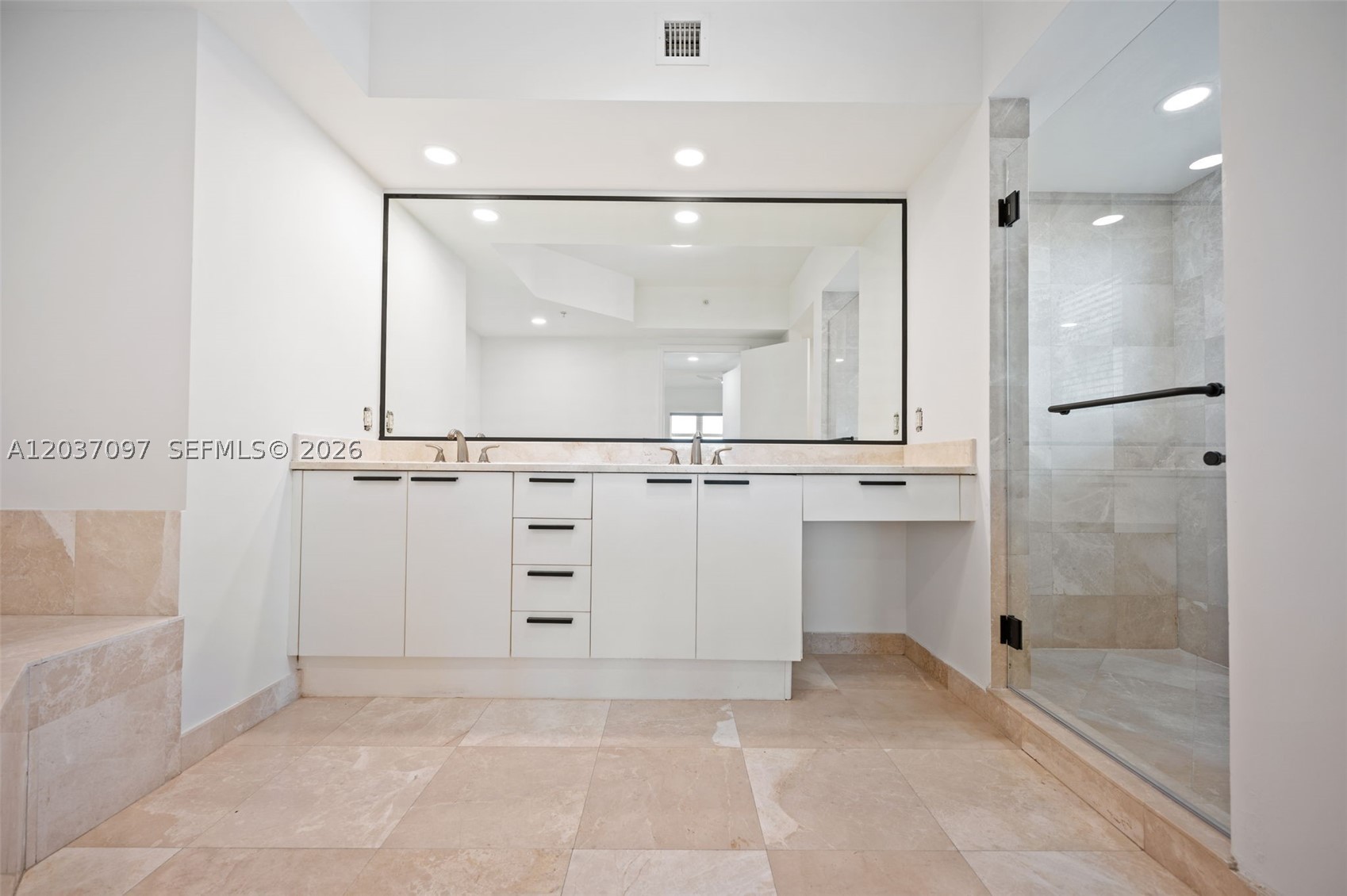 14951 Royal Oaks Ln #1001, North Miami FL 33181