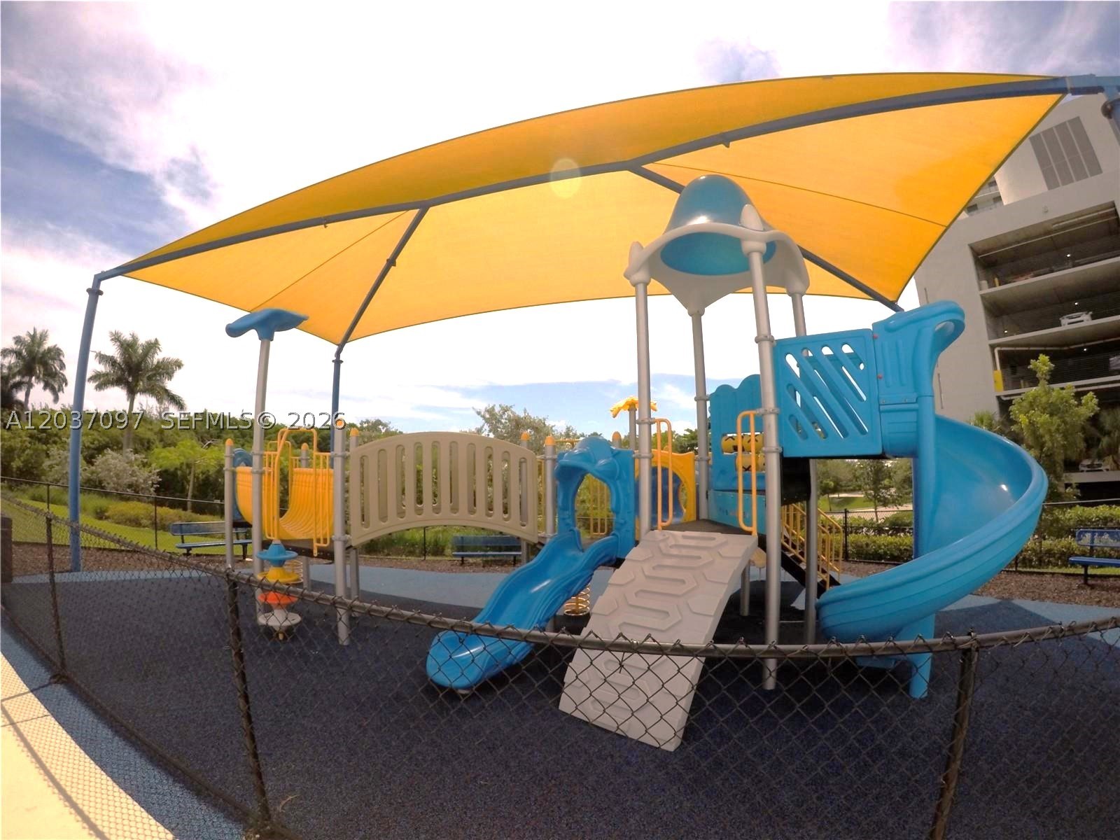 14951 Royal Oaks Ln #1001, North Miami FL 33181