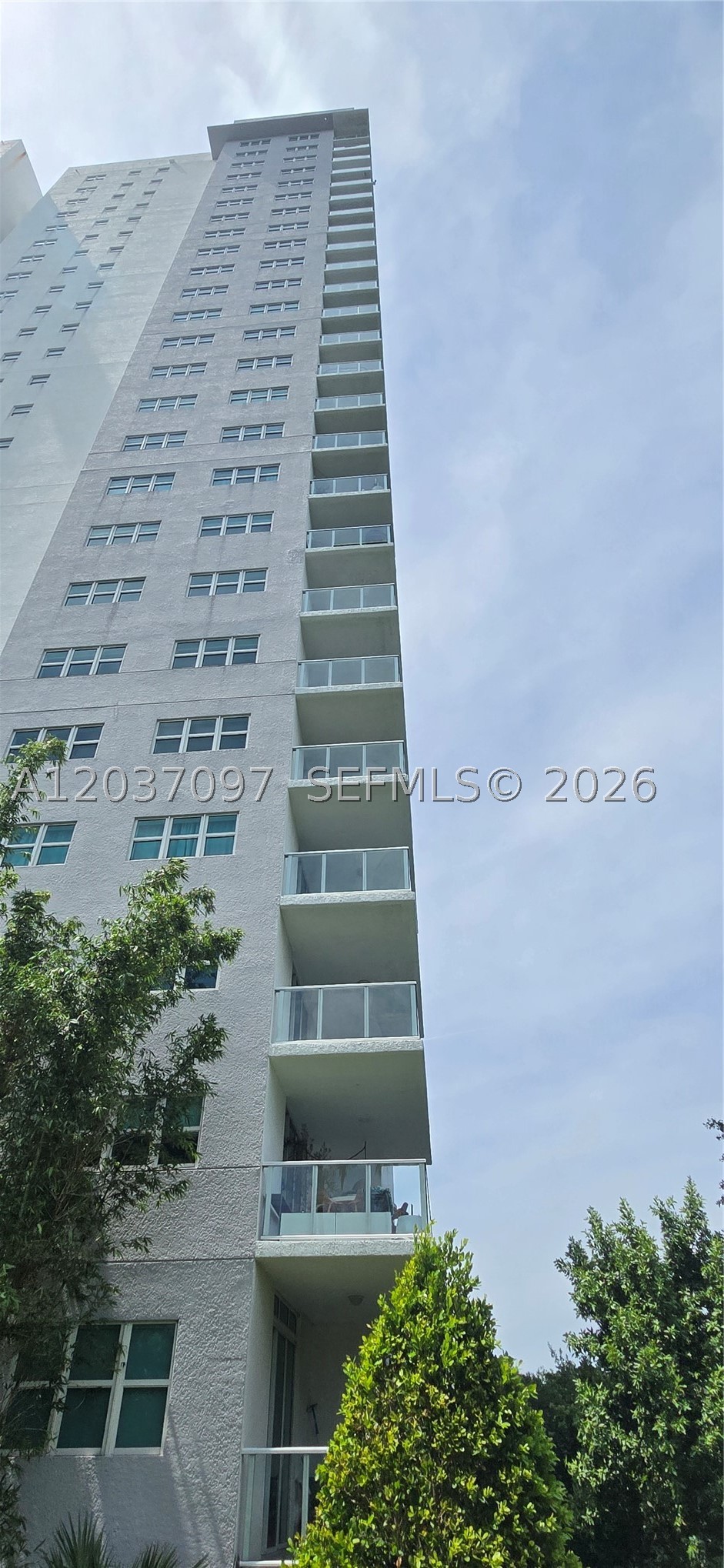 14951 Royal Oaks Ln #1001, North Miami FL 33181