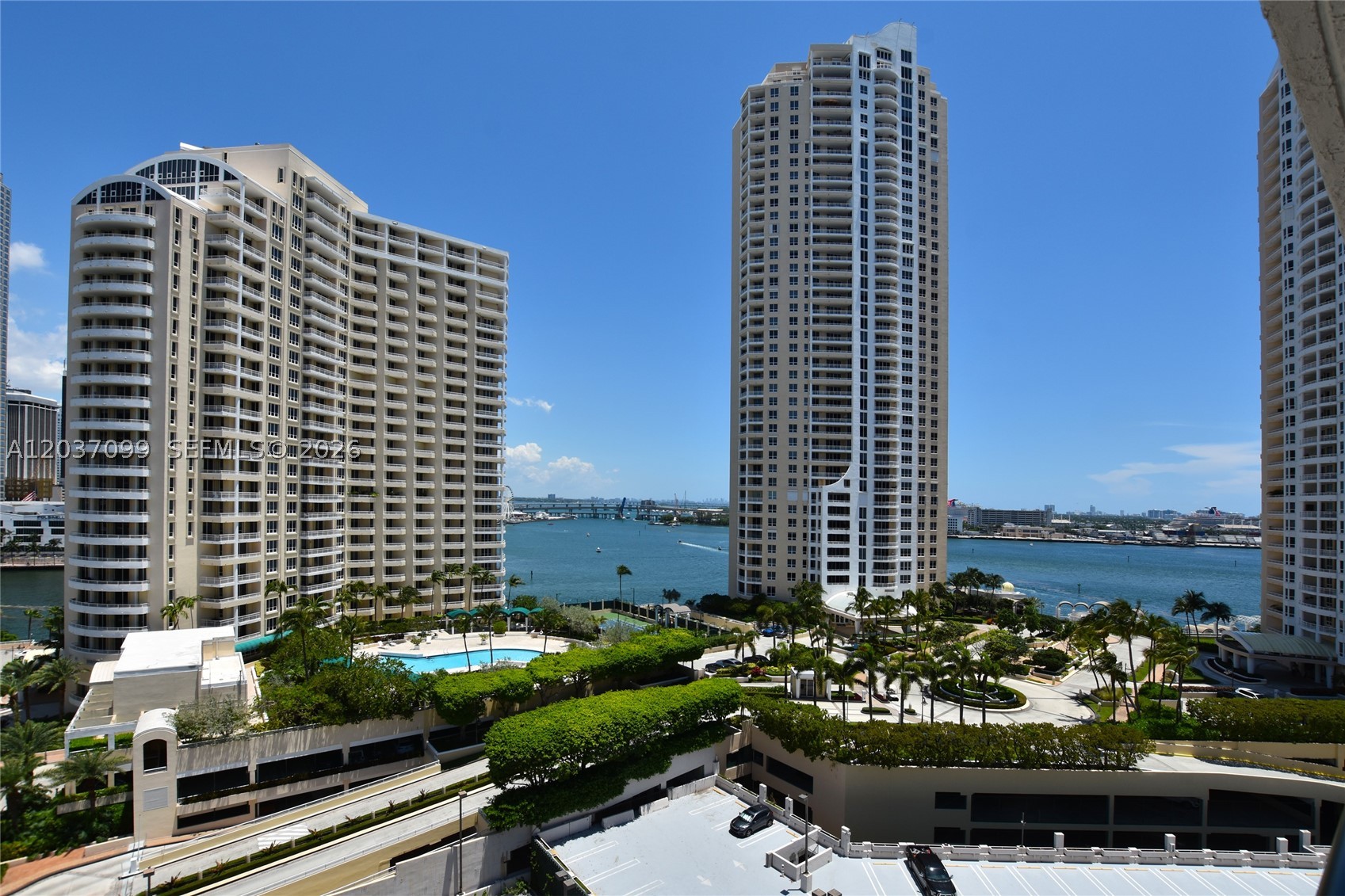 540 Brickell Key Dr #1513, Miami FL 33131
