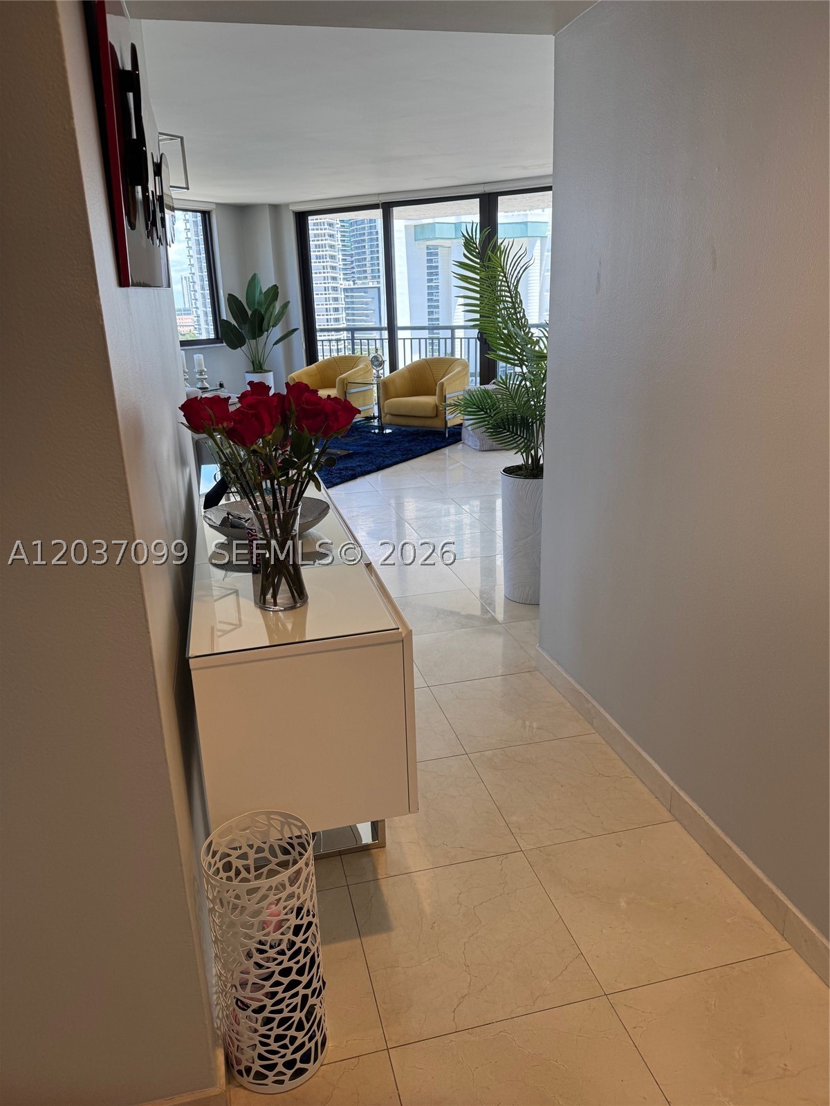 540 Brickell Key Dr #1513, Miami FL 33131