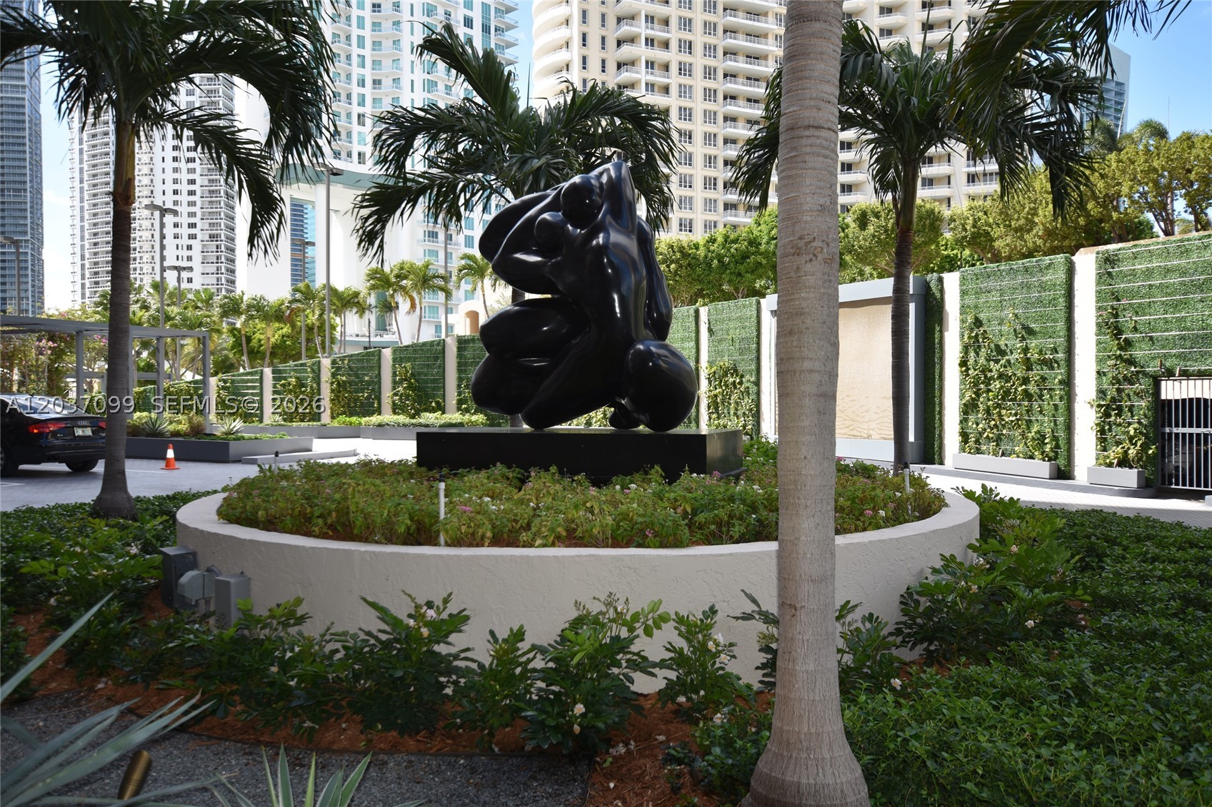 540 Brickell Key Dr #1513, Miami FL 33131