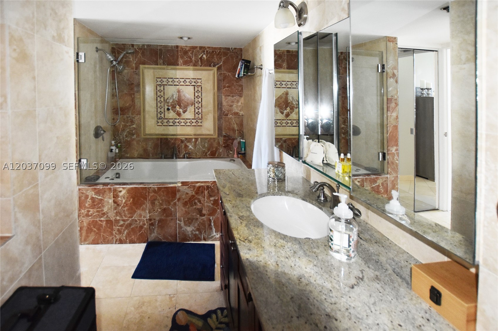 540 Brickell Key Dr #1513, Miami FL 33131