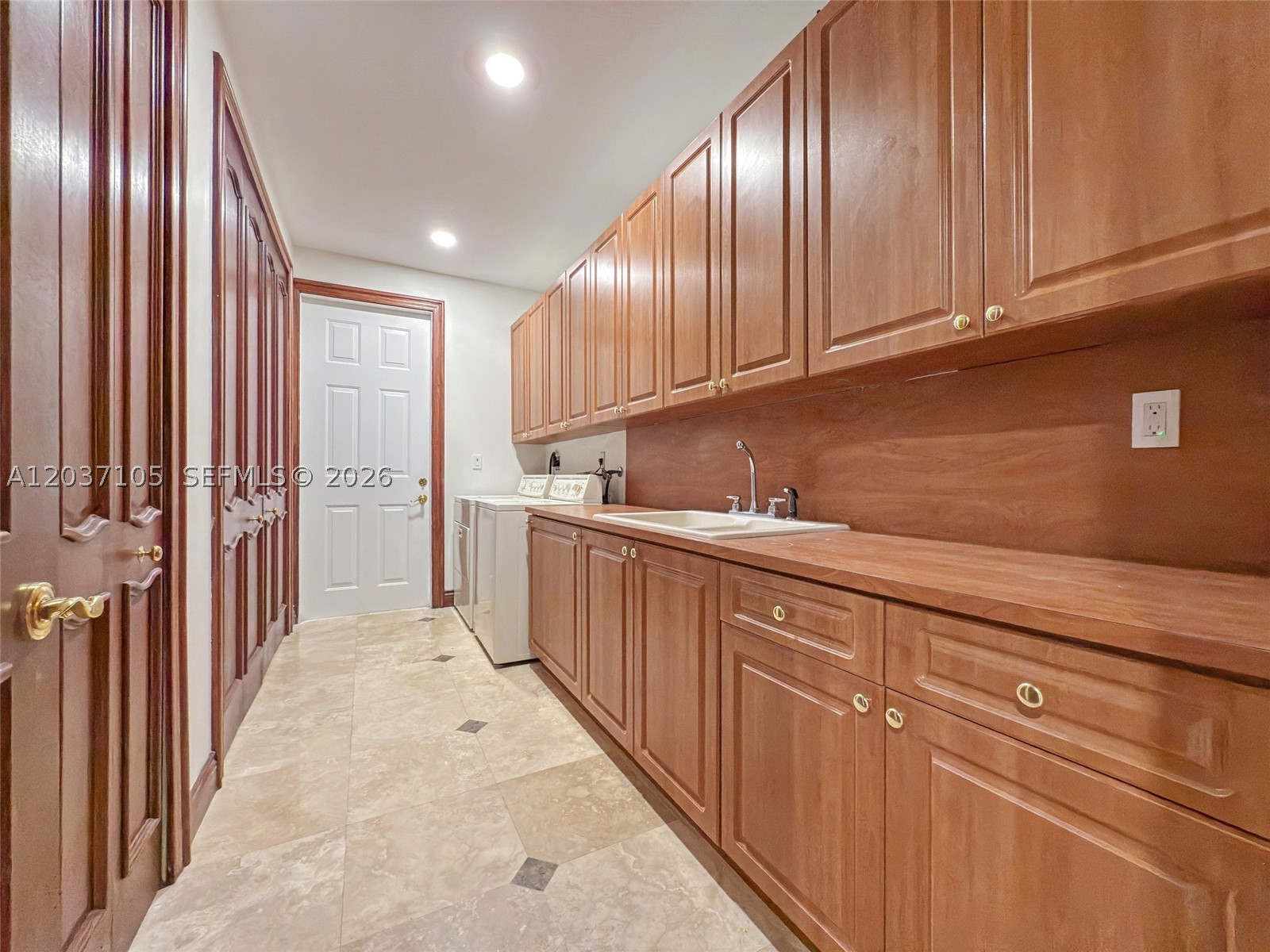 8480 SW 98th St, Miami FL 33156