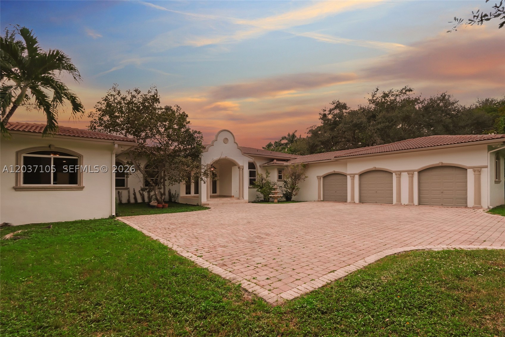 8480 SW 98th St, Miami FL 33156