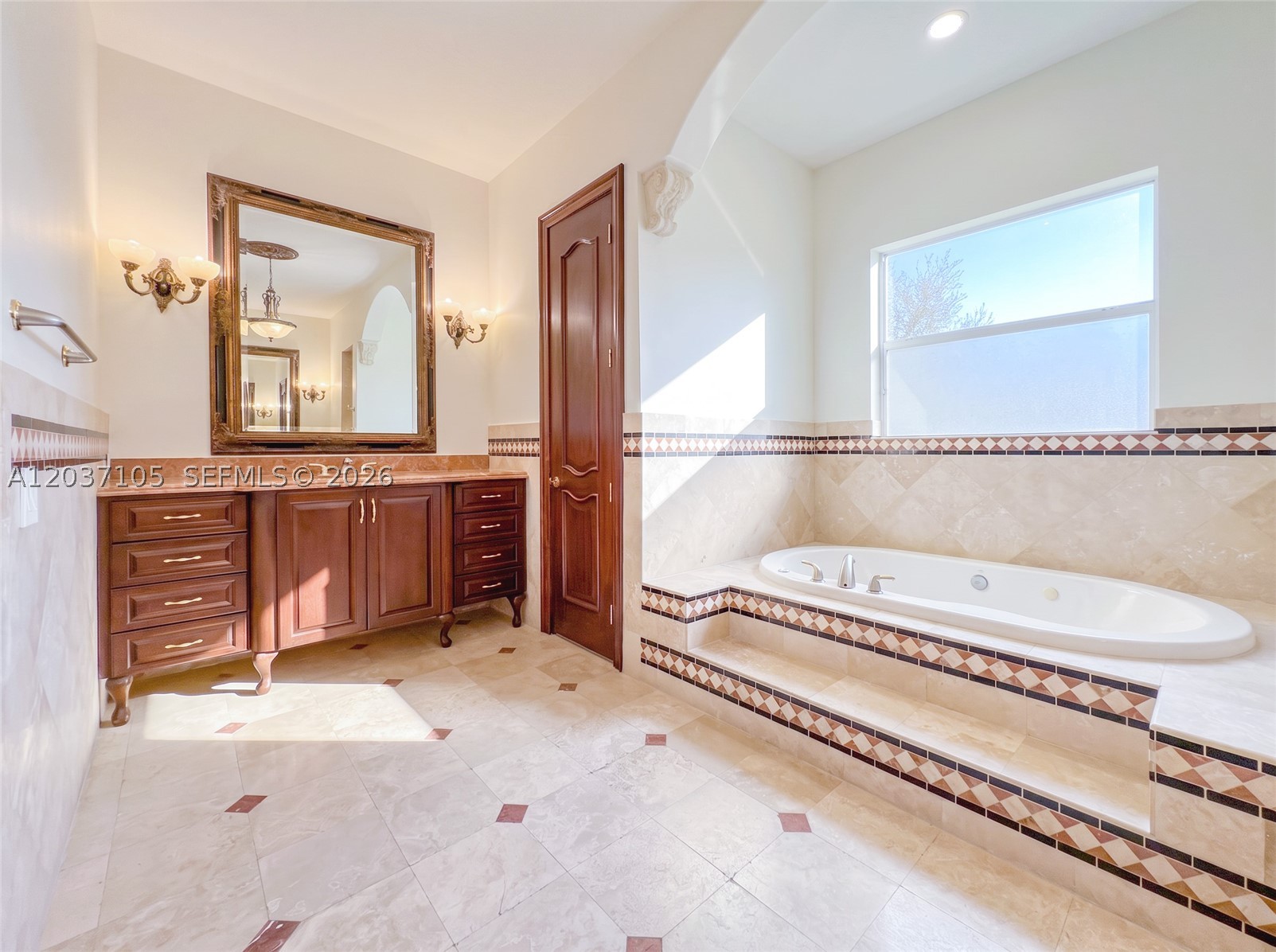 8480 SW 98th St, Miami FL 33156