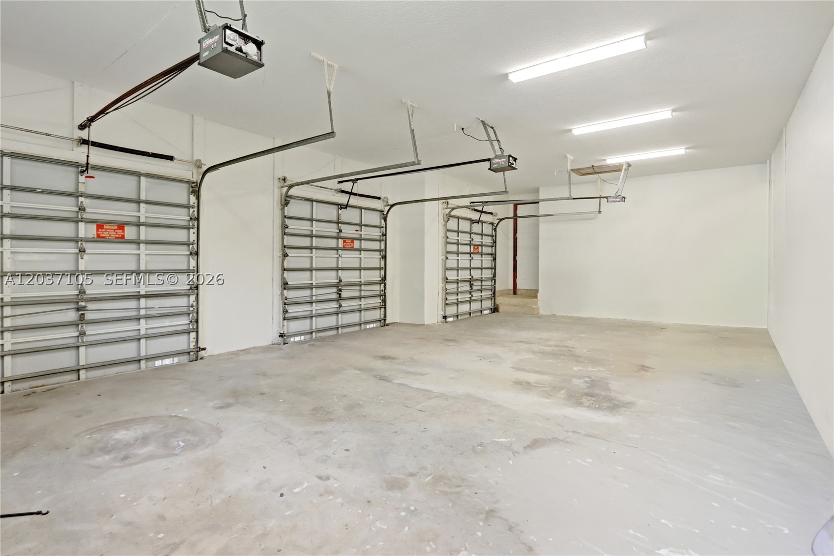 8480 SW 98th St, Miami FL 33156
