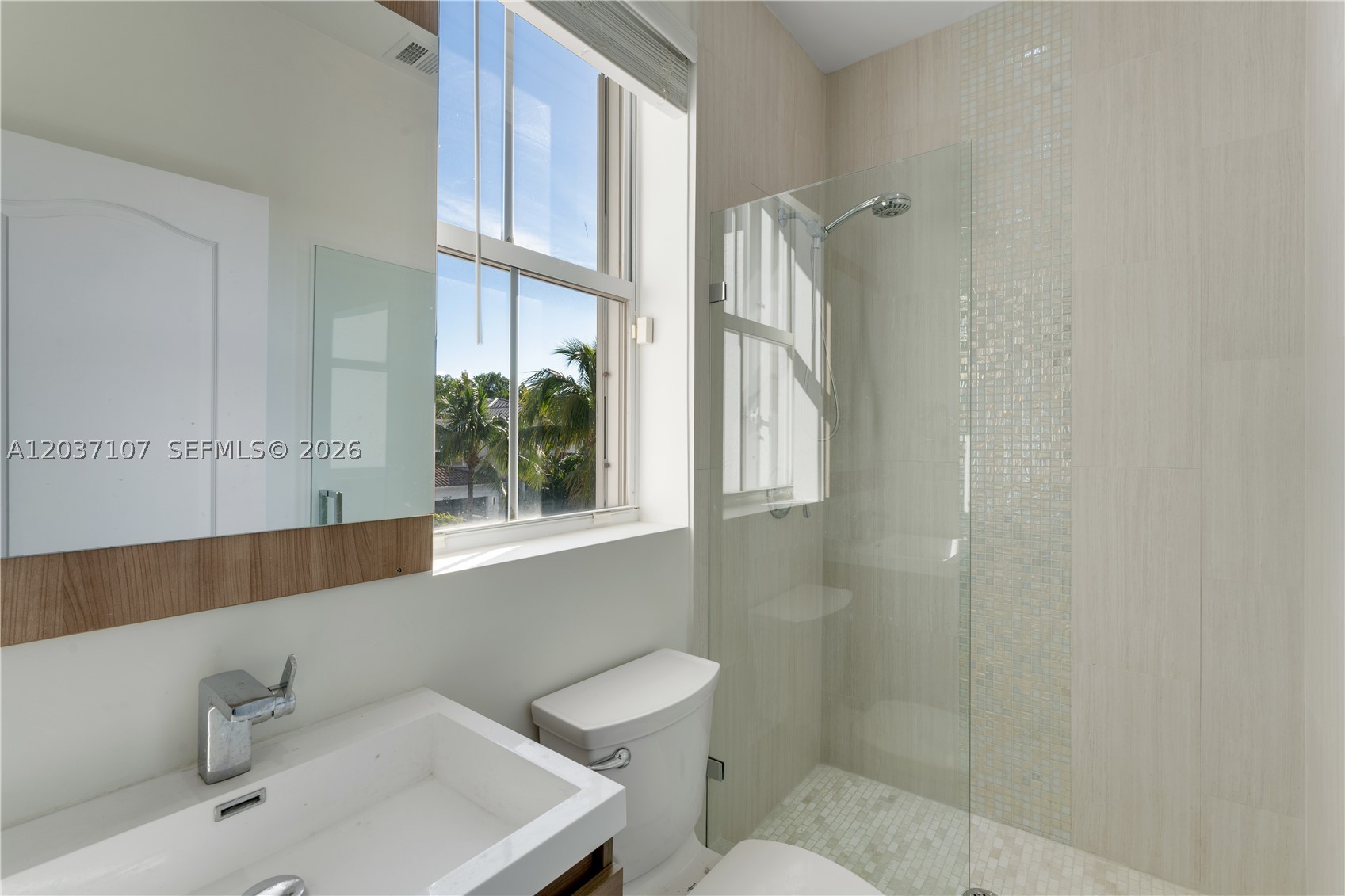 21156 NE 33rd Ave, Aventura FL 33180