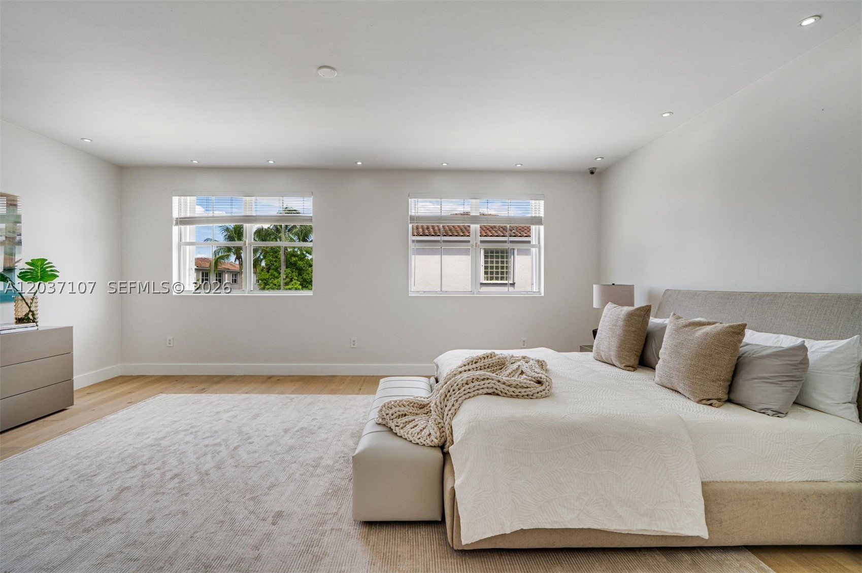 21156 NE 33rd Ave, Aventura FL 33180