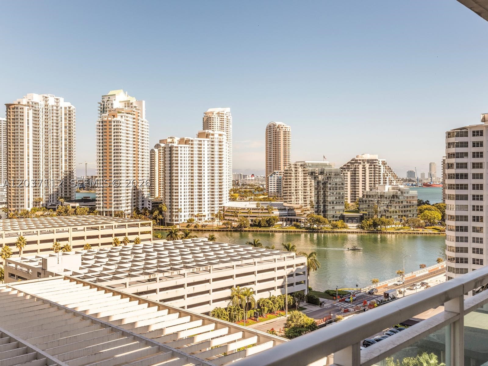 950 Brickell Bay Dr #1404, Miami FL 33131