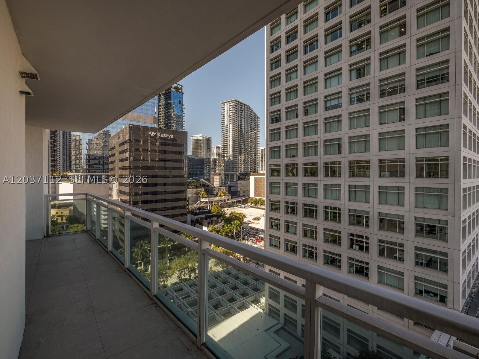 950 Brickell Bay Dr #1404, Miami FL 33131