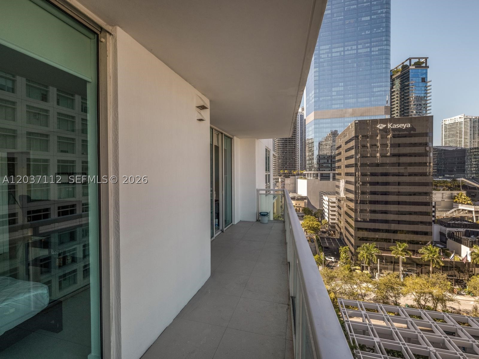 950 Brickell Bay Dr #1404, Miami FL 33131