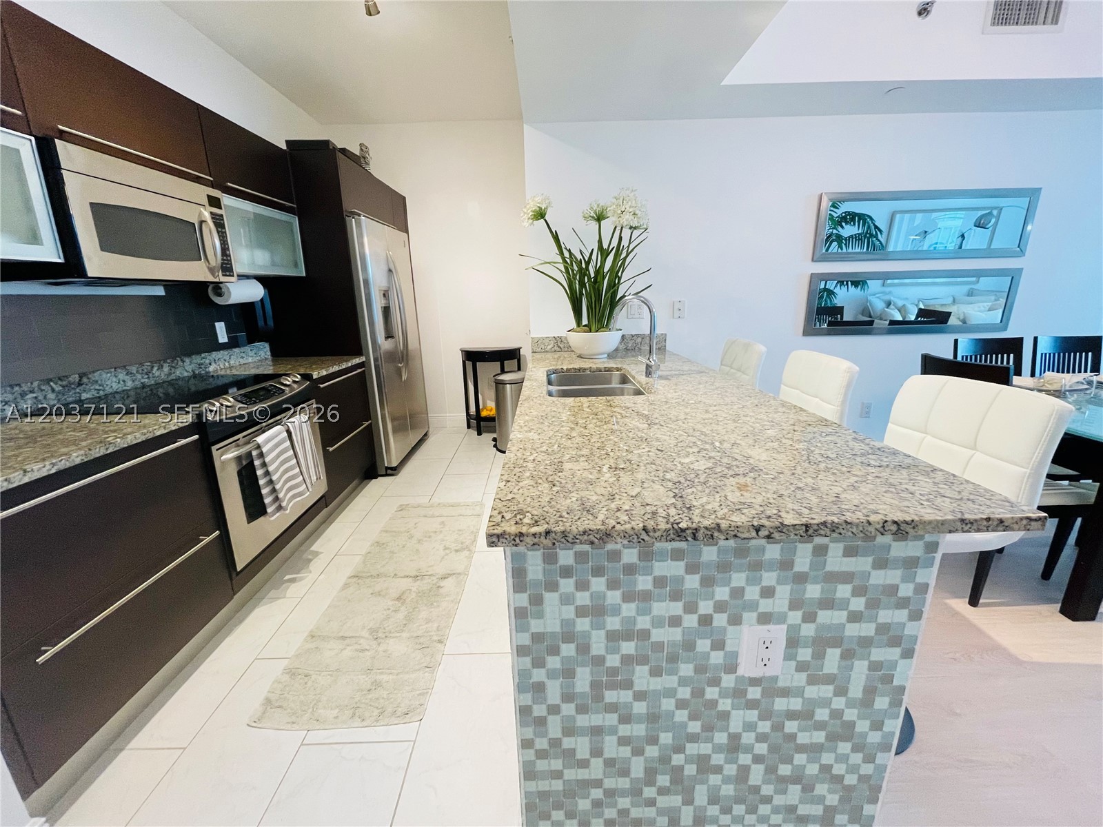 950 Brickell Bay Dr #2601, Miami FL 33131