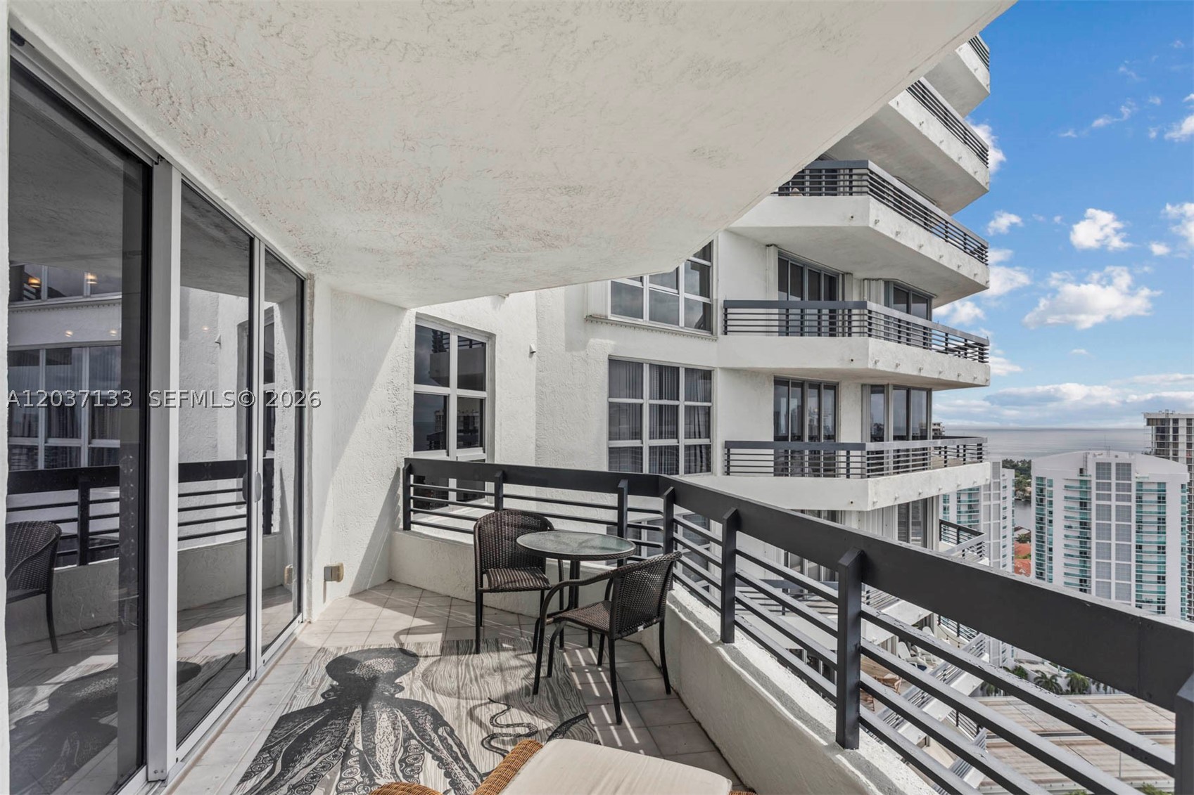 3500 Mystic Pointe Dr #3307, Aventura FL 33180