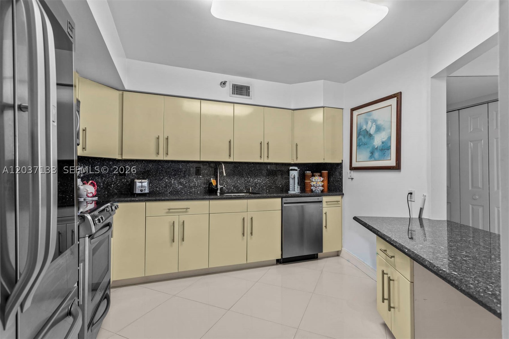 3500 Mystic Pointe Dr #3307, Aventura FL 33180