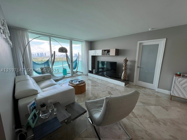 650 West Ave #2109, Miami Beach FL 33139