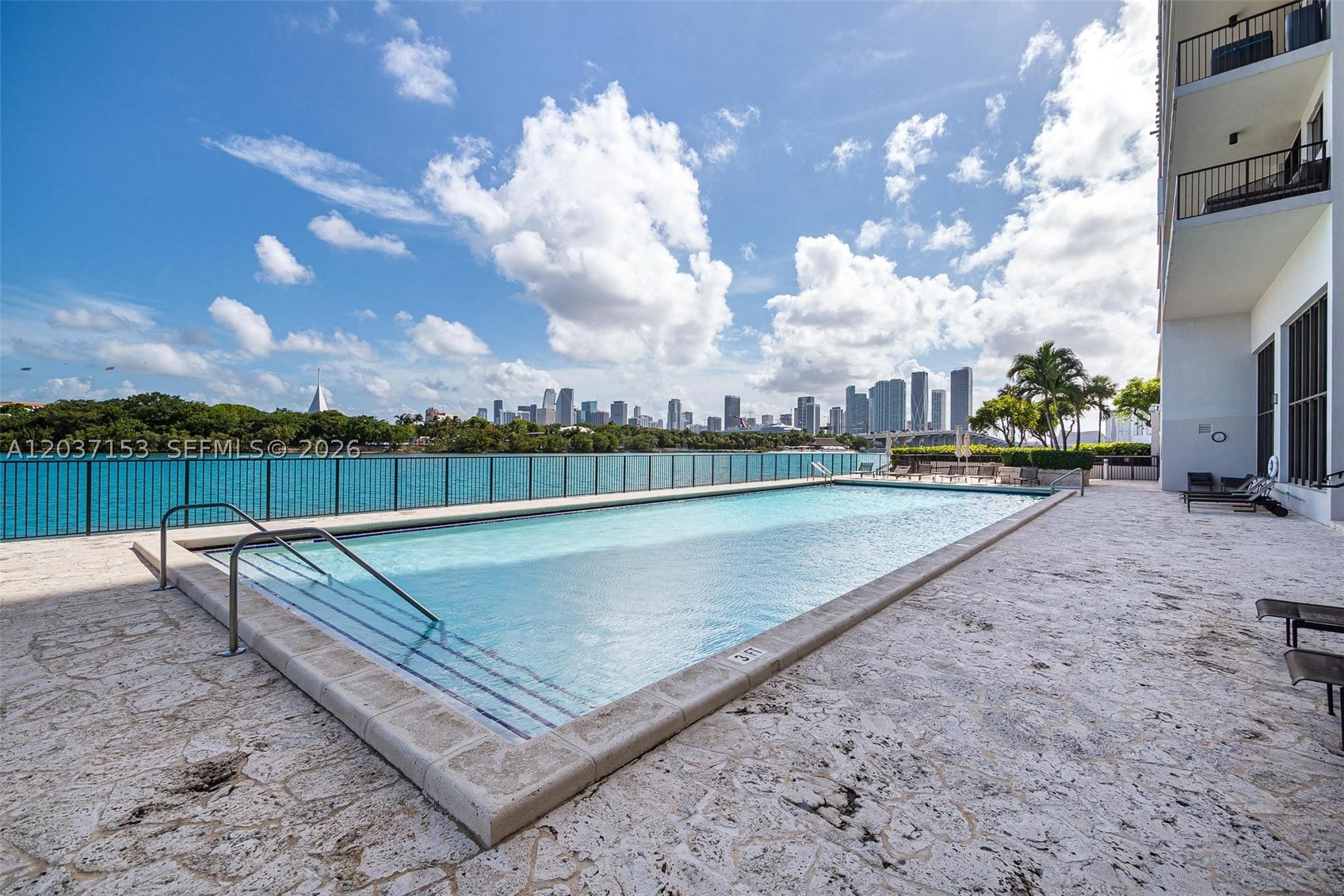 1000 Venetian Way #1902, Miami FL 33139