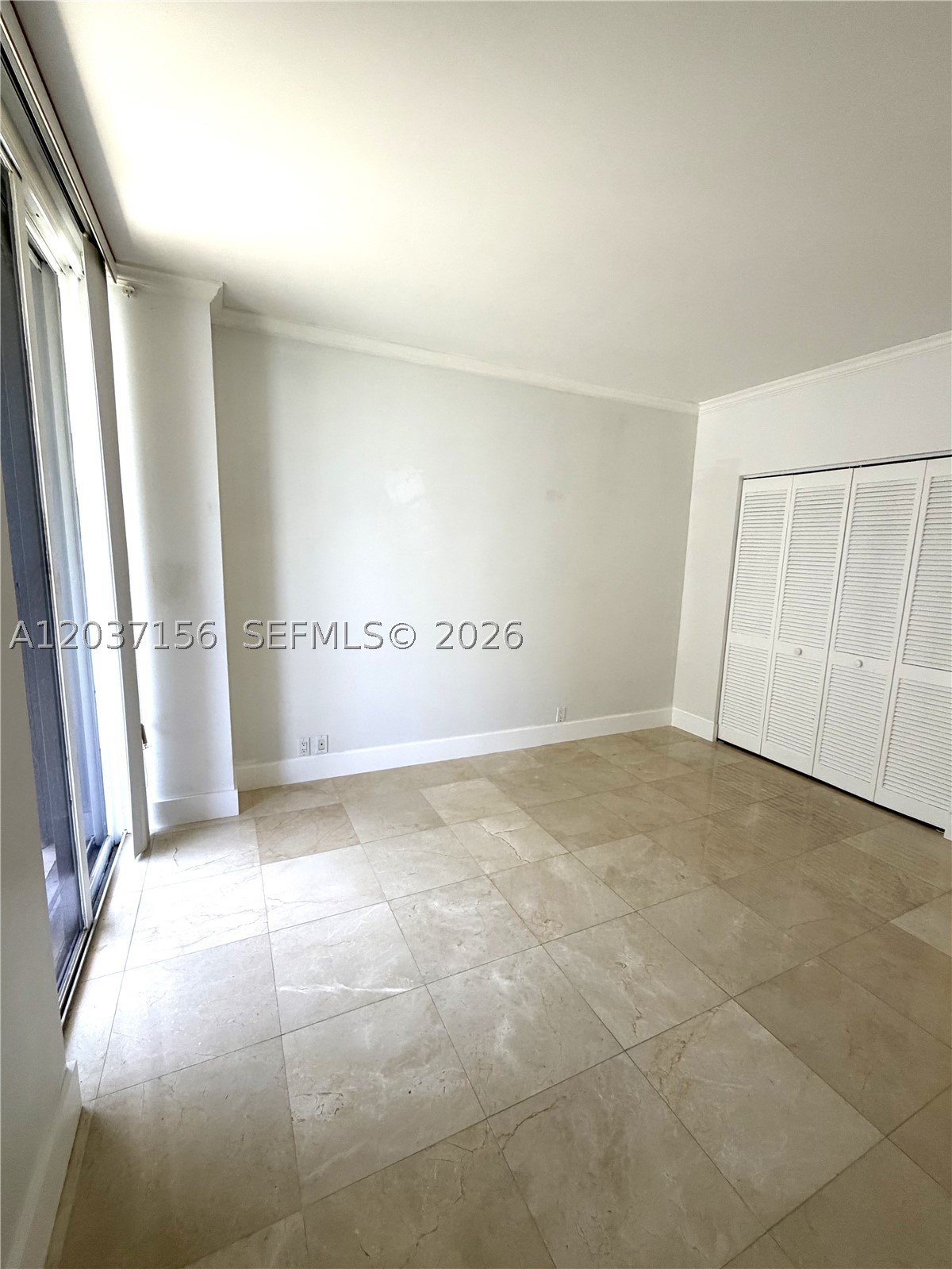 520 Brickell Key Dr #A1005, Miami FL 33131