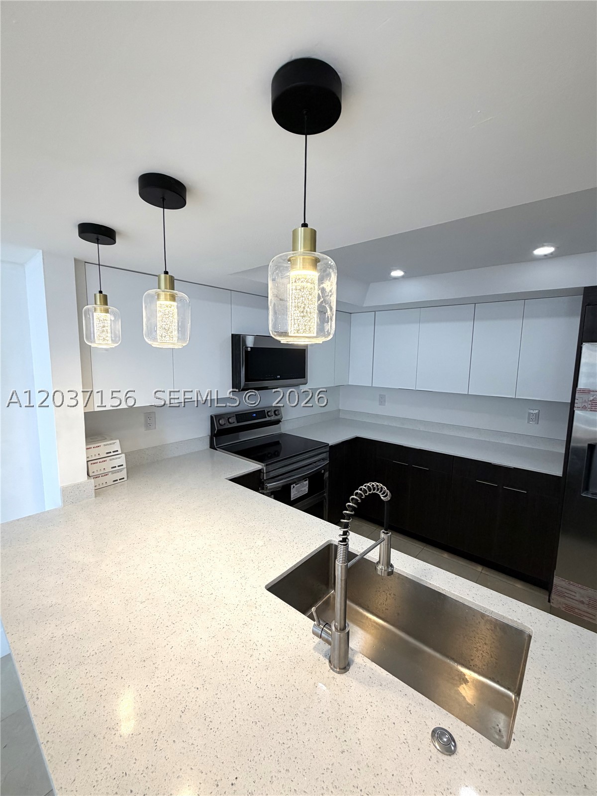520 Brickell Key Dr #A1005, Miami FL 33131