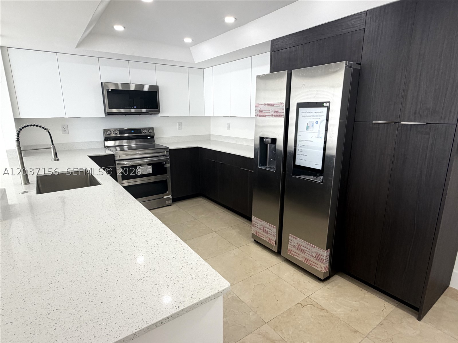 520 Brickell Key Dr #A1005, Miami FL 33131