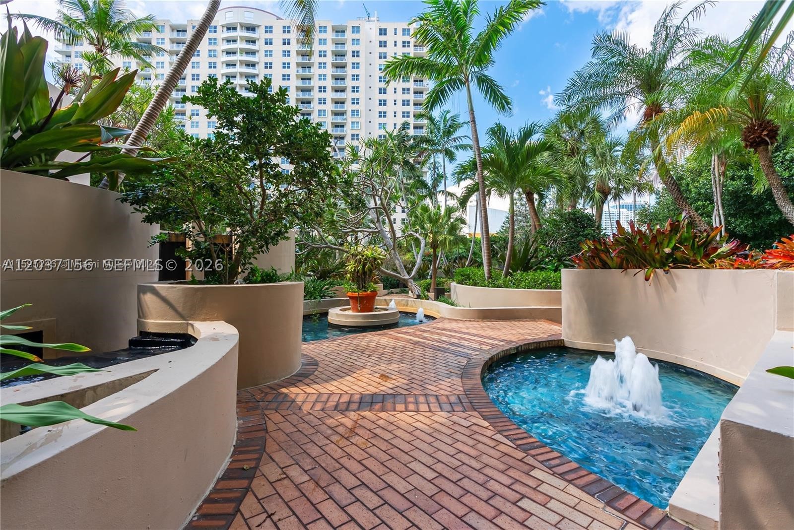 520 Brickell Key Dr #A1005, Miami FL 33131