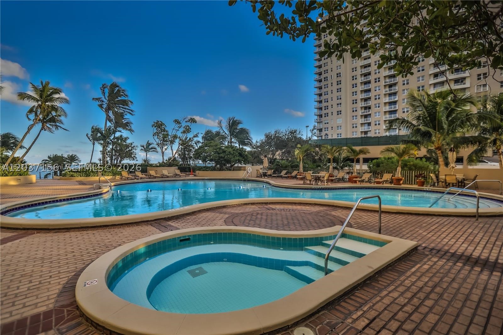 520 Brickell Key Dr #A1005, Miami FL 33131