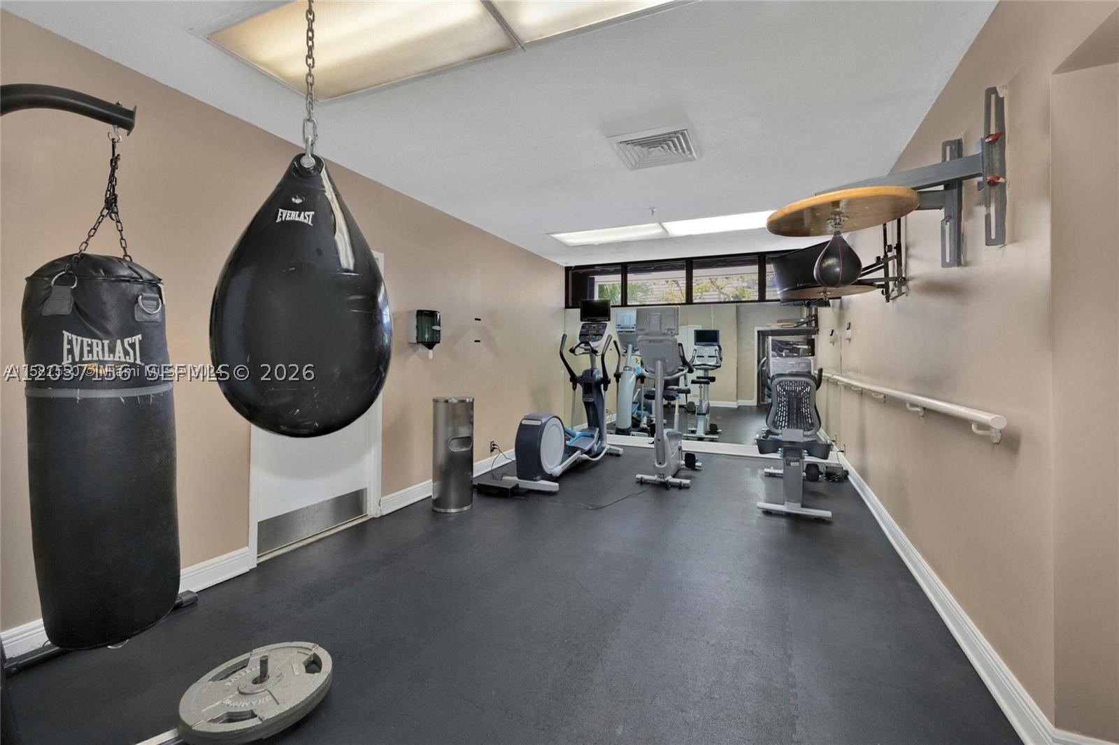 520 Brickell Key Dr #A1005, Miami FL 33131