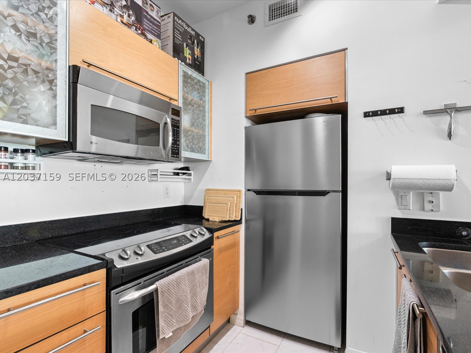 950 Brickell Bay Dr #501, Miami FL 33131