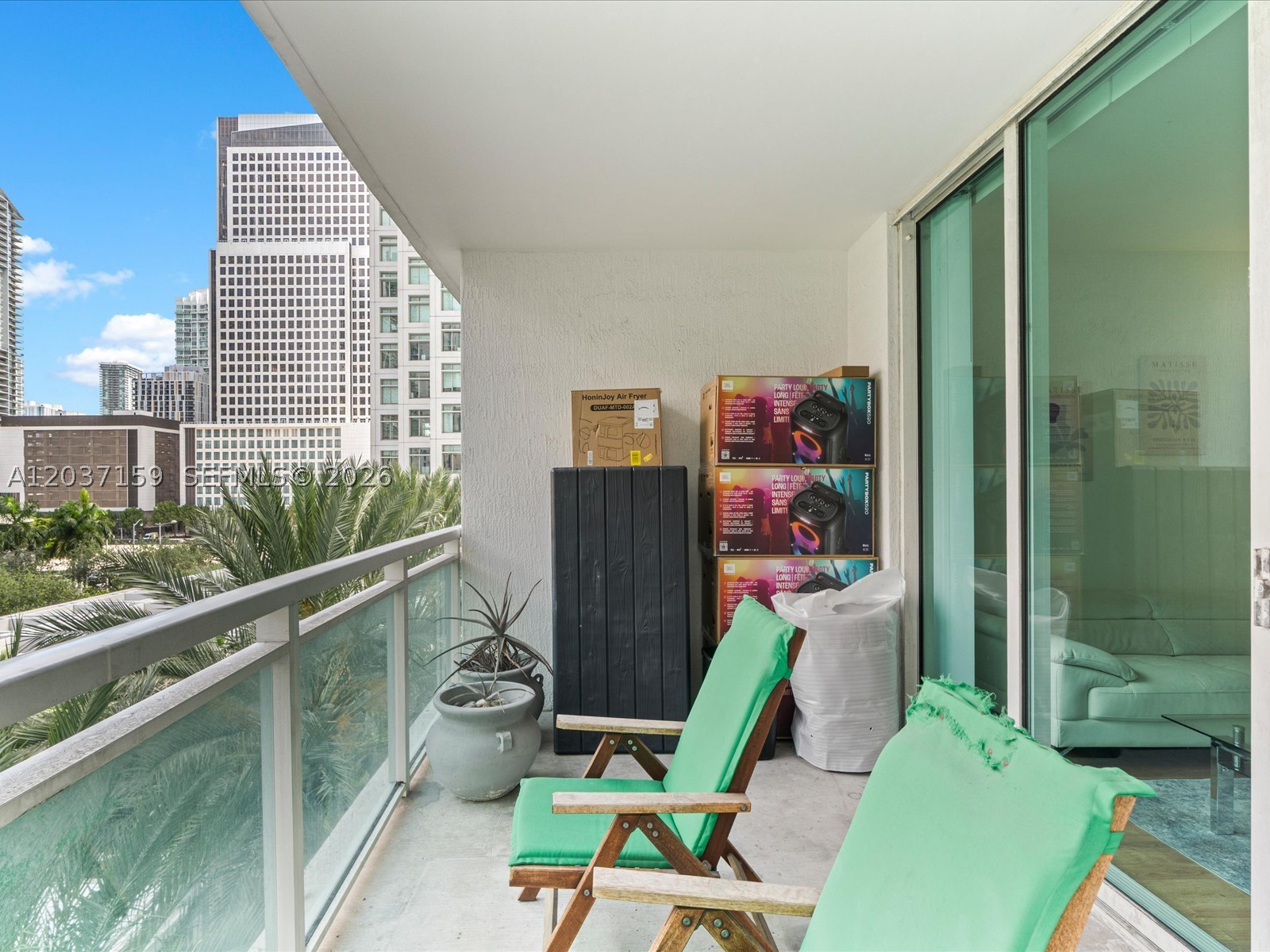 950 Brickell Bay Dr #501, Miami FL 33131