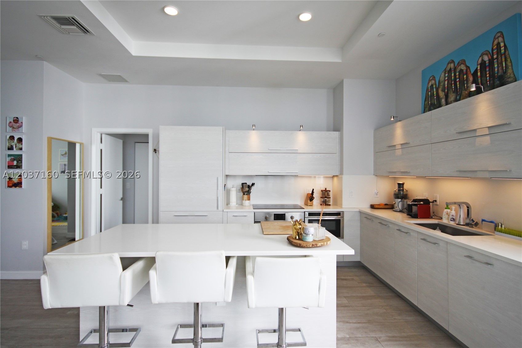 45 SW 9th St #4608, Miami FL 33130