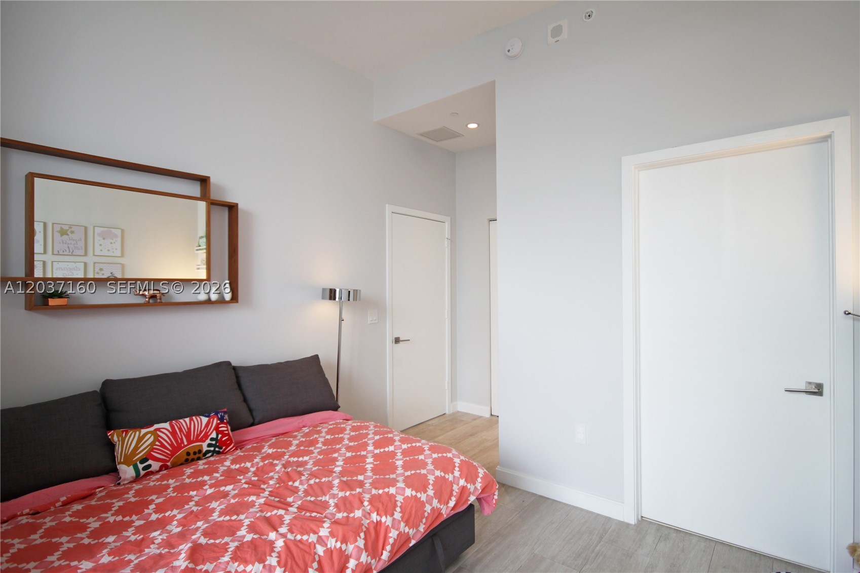 45 SW 9th St #4608, Miami FL 33130