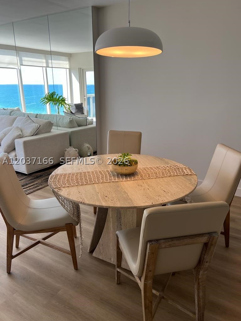 10275 Collins Ave #915, Bal Harbour FL 33154