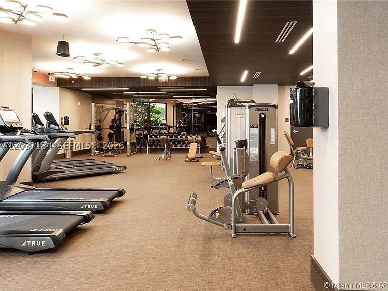 301 Altara Ave #527, Coral Gables FL 33146