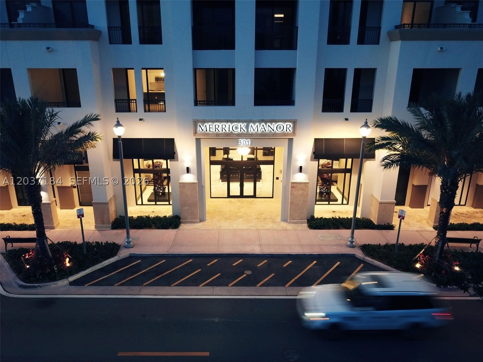 301 Altara Ave #527, Coral Gables FL 33146