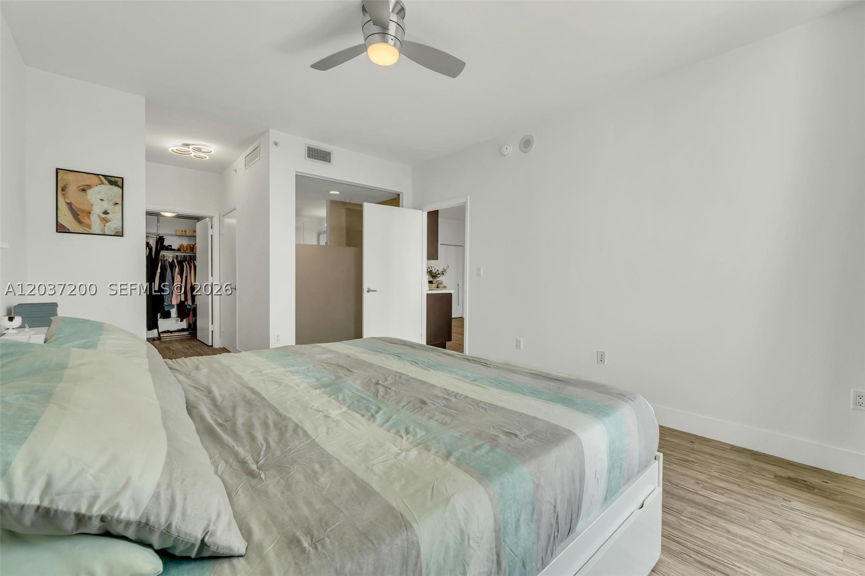 90 SW 3rd St #4303, Miami FL 33130