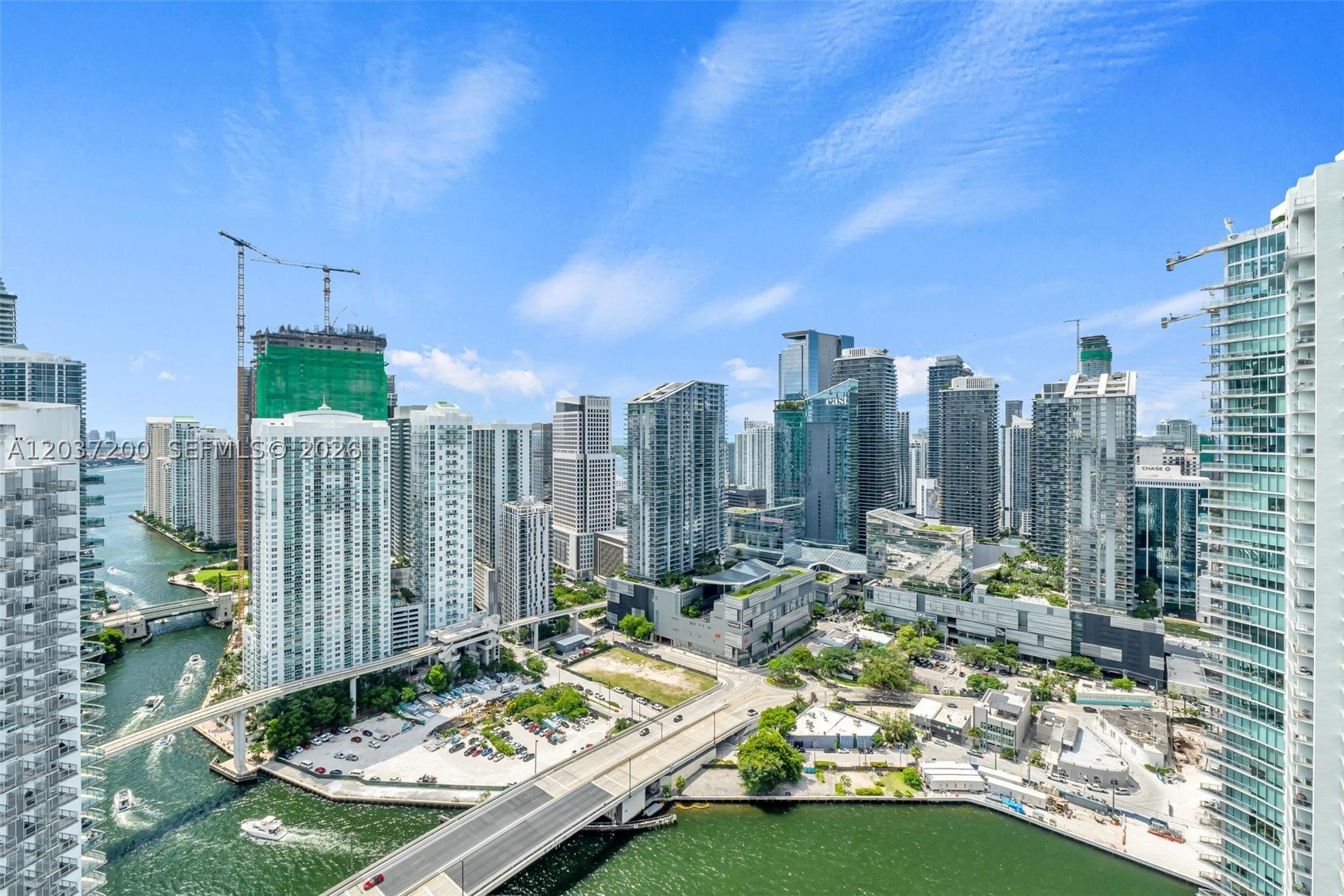 90 SW 3rd St #4303, Miami FL 33130