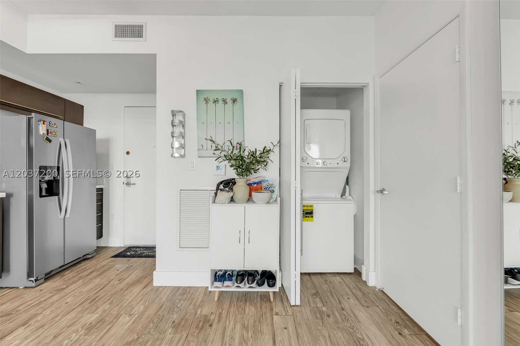 90 SW 3rd St #4303, Miami FL 33130