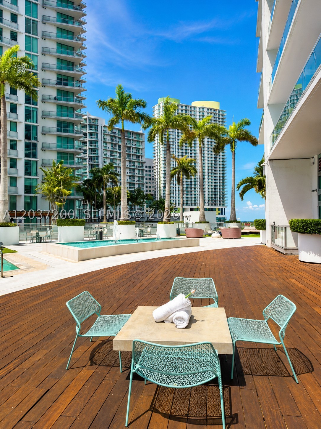 90 SW 3rd St #4303, Miami FL 33130
