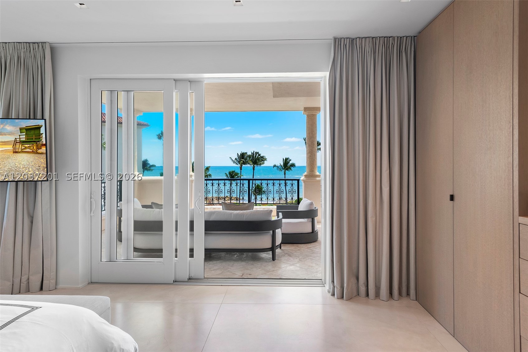 19242 Fisher Island Dr #19242, Miami Beach FL 33109