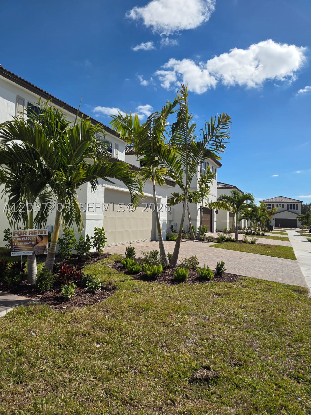 2741 SE 24th Ct, Homestead FL 33035