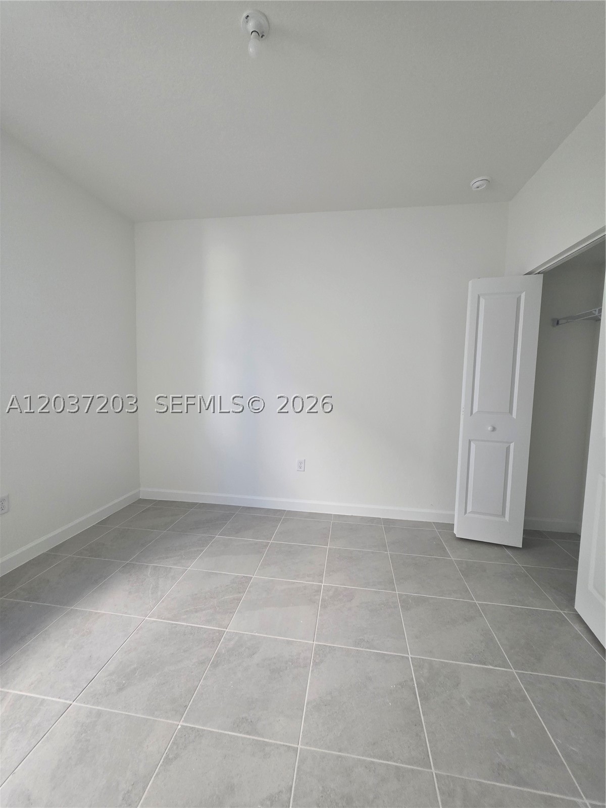 2741 SE 24th Ct, Homestead FL 33035