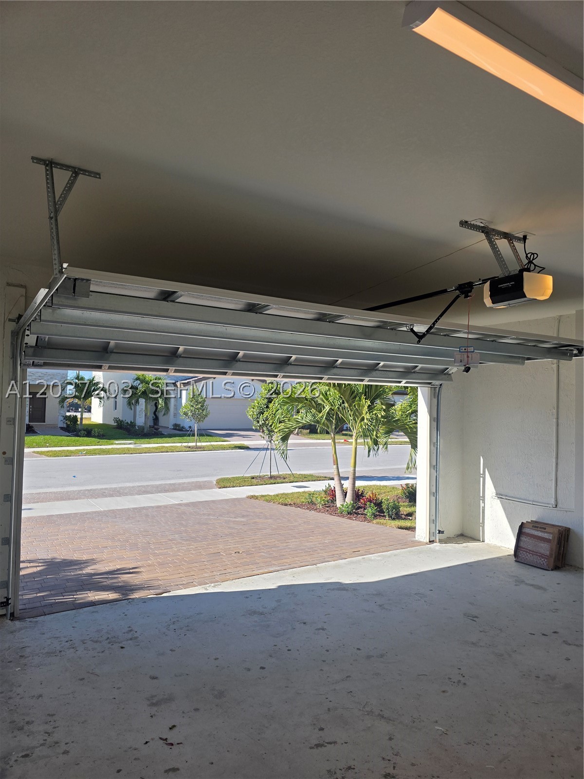 2741 SE 24th Ct, Homestead FL 33035