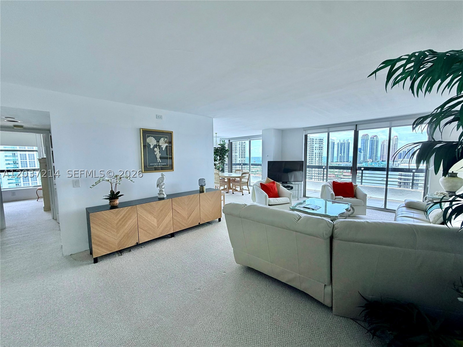 3500 Mystic Pointe Dr #2306, Aventura FL 33180